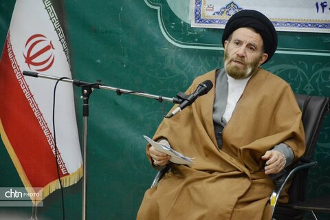 دیدار مسولین شورای اداری استان با نماینده ولی فقیه در لرستان