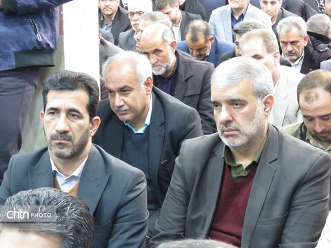 دیدار مسولین شورای اداری استان با نماینده ولی فقیه در لرستان
