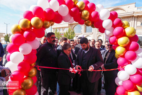 افتتاح پنج فروشگاه صنایع‌دستی عرضه مبلمان منبت به‌مناسبت دهه مبارک فجر در ملایر