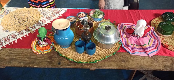 غذا لاهیجان