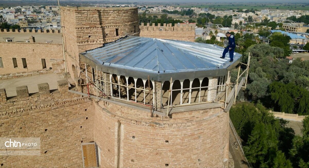 کلاهفرنگی بر سر قلعه شوش