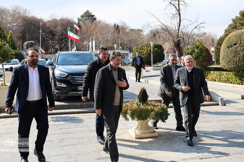 حصور ویزر میراث فرهنگی در جمع نمایندگان مجلس شواری اسلامی استان اصقهان در محل استانداری اصفهان