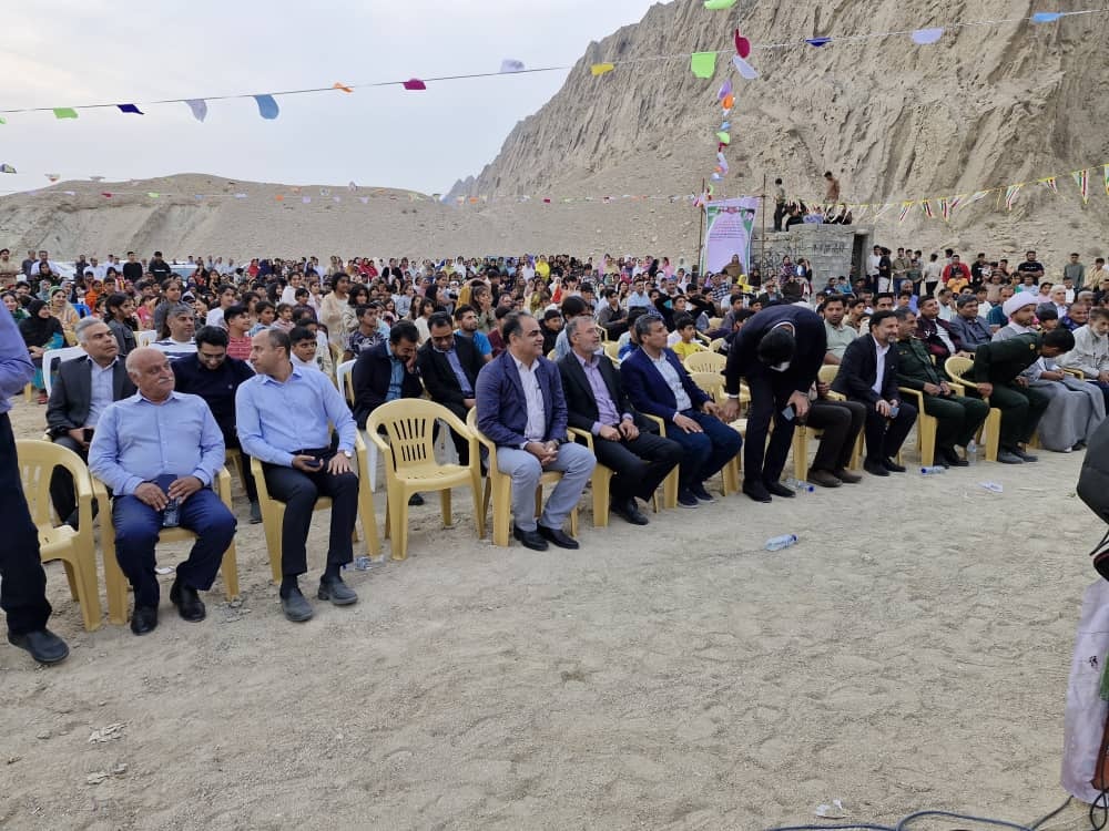 بررسی توسعه زیرساختهای آبگرم انگوران