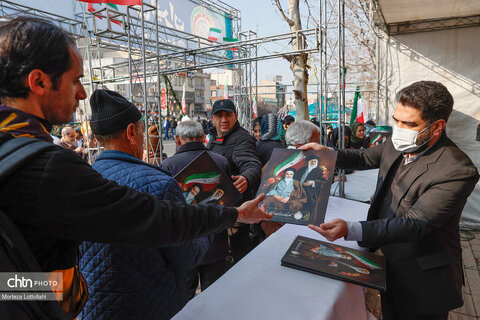 غرفه کانون جهانگردی و اتومبیلرانی در جشن یوم الله 22 بهمن