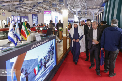 بازدید سفیر عربستان از غرفه کانون جهانگردی و اتومبیلرانی در نمایشگاه بین المللی گردشگری