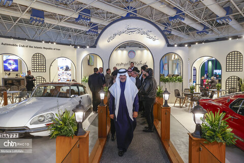 بازدید سفیر عربستان از غرفه کانون جهانگردی و اتومبیلرانی در نمایشگاه بین المللی گردشگری