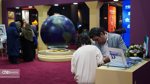 حال و هوای غرفه استان تهران در هجدهمین نمایشگاه گردشگری و صنایع وابسته