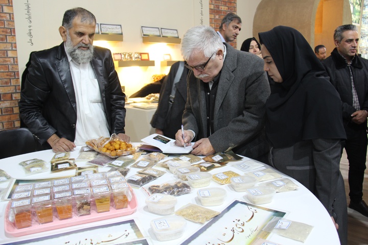 سیستان و بلوچستان یک قسمت جواهر نشان کشور است