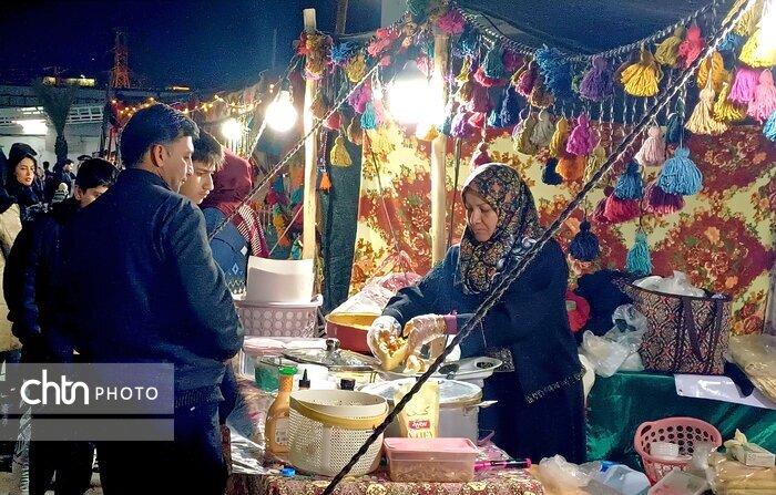 نهمین جشنواره ملی اقوام ایرانی و نمایشگاه سوغات و صنایع‌دستی در اهواز آغاز به کار کرد