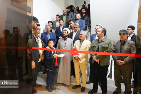 افتتاح نمایشگاه عکس سوخته برفی در موزه زاهدان