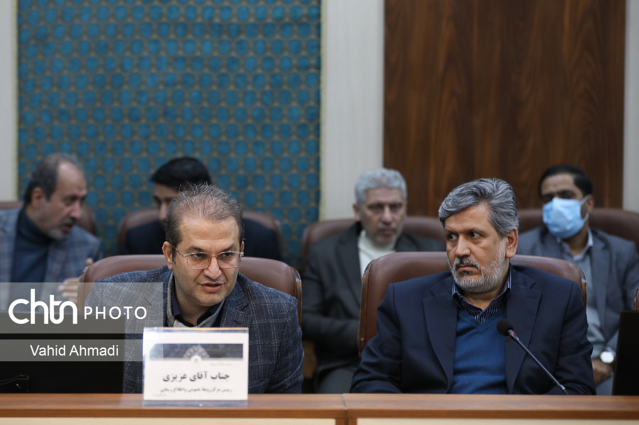 جشنواره آغاز مسیری برای توسعه و اشتغالزایی/ وفاق نسل دیروز و امروز و احیای سنت استاد- شاگردی/ استفاده از ظرفیت بانک اطلاعاتی جشنواره بهمنظور برنامهریزی در حوزه صنایعدستی