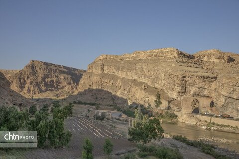 نمایی زیبا پل دختر لرستان