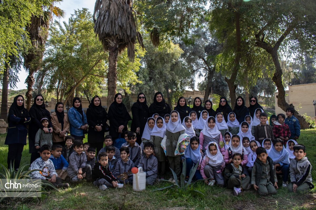 برپایی آیین درختکاری در میراثجهانی شوش