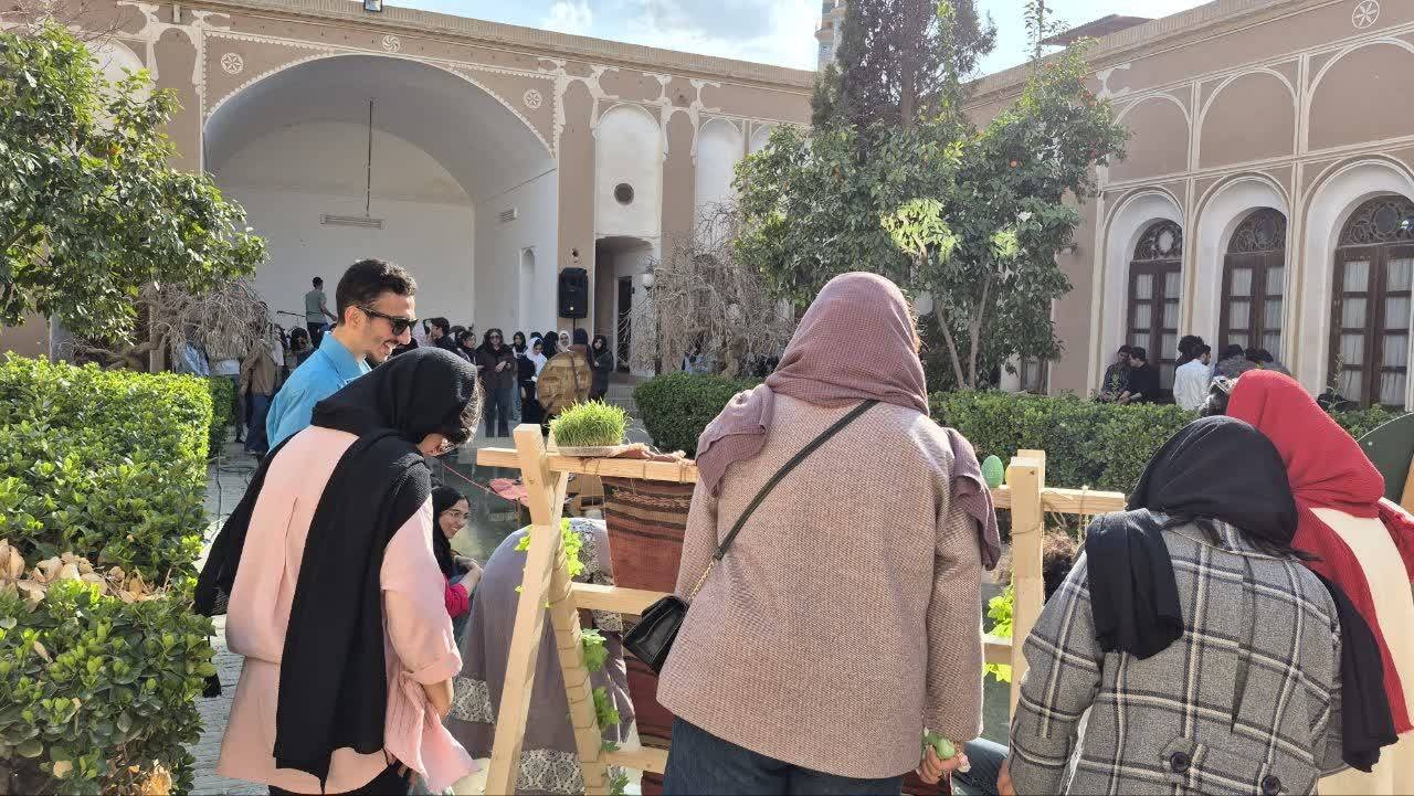 مسابقه چیدمان نوروزی هفتسین با همکاری دانشجویان هنر و معماری یزد