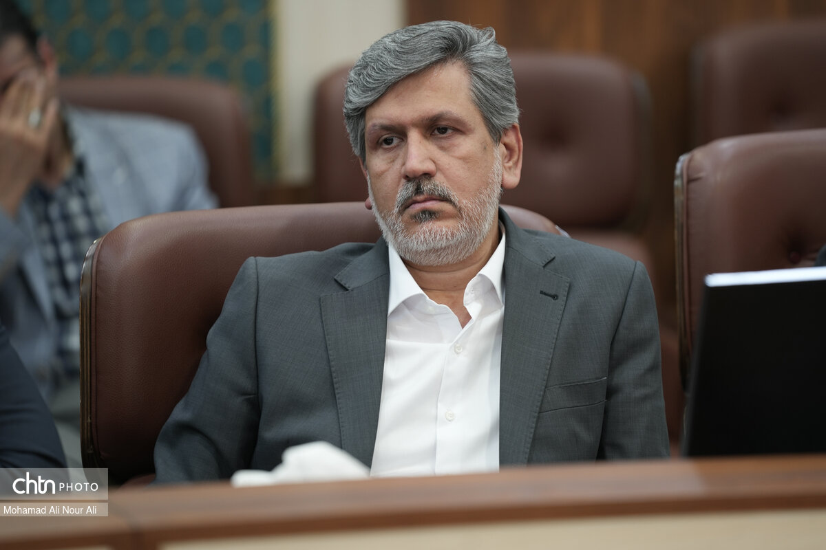 در آخرین نشست شورای معاونان وزارت میراثفرهنگی در سال ۱۴۰۳ چه گذشت؟/ از احیای ۶ فروشگاه صنایعدستی توسط صندوق احیا تا برنامهریزی برای راهاندازی امدادخودرو منطقهای و پیشنهاد نامگذاری سال بازدید از ایران