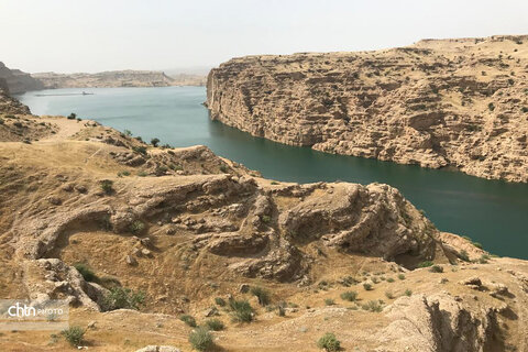 طبیعت زیبای دشتستان در اسفندماه