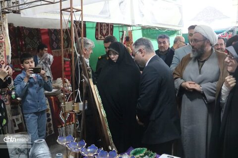 نمایشگاه و بازارچه عرضه محصولات و تولیدات مشاغل خانگی در ارومیه