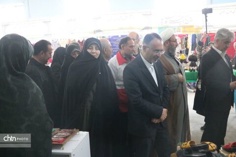 نمایشگاه و بازارچه عرضه محصولات و تولیدات مشاغل خانگی در ارومیه