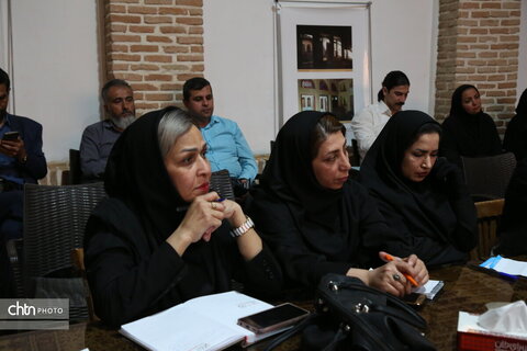 نشست خبری