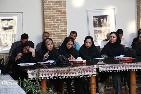 نشست خبری