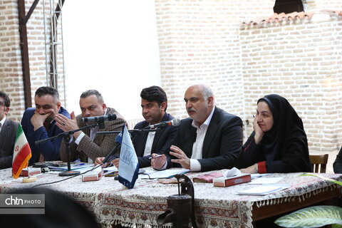 نشست خبری