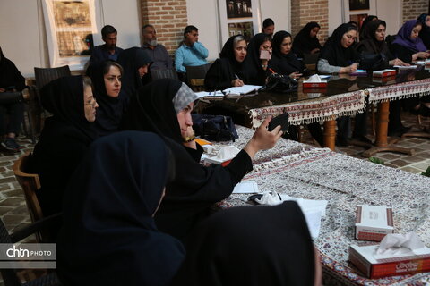 نشست خبری