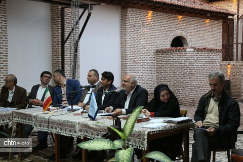 نشست خبری