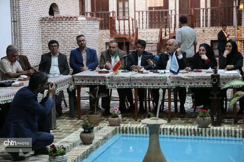نشست خبری