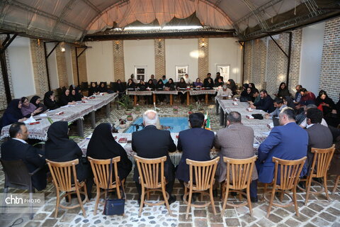 نشست خبری