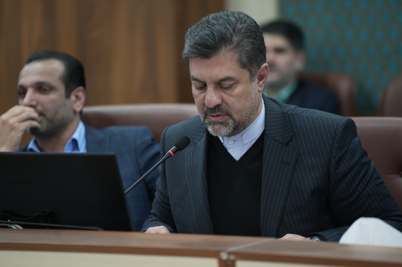 در آخرین نشست شورای معاونان وزارت میراثفرهنگی در سال ۱۴۰۳ چه گذشت؟/ از احیای ۶ فروشگاه صنایعدستی توسط صندوق احیا تا برنامهریزی برای راهاندازی امدادخودرو منطقهای و پیشنهاد نامگذاری سال بازدید از ایران