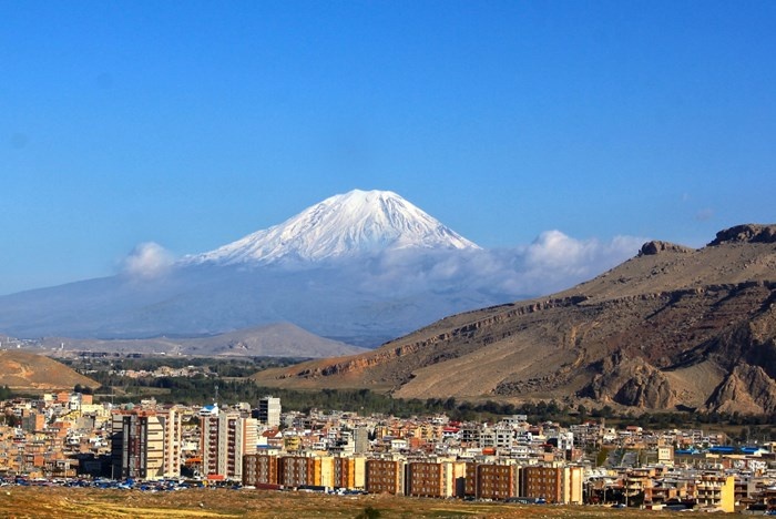 ماکو دروازه‌ ورود به ایران