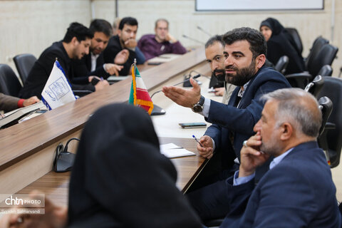 نشست خبری مدیرکل میراث‌فرهنگی، گردشگری و صنایع‌دستی خوزستان با اصحاب رسانه