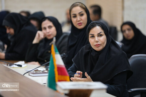 نشست خبری مدیرکل میراث‌فرهنگی، گردشگری و صنایع‌دستی خوزستان با اصحاب رسانه