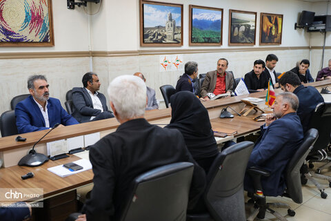 نشست خبری مدیرکل میراث‌فرهنگی، گردشگری و صنایع‌دستی خوزستان با اصحاب رسانه