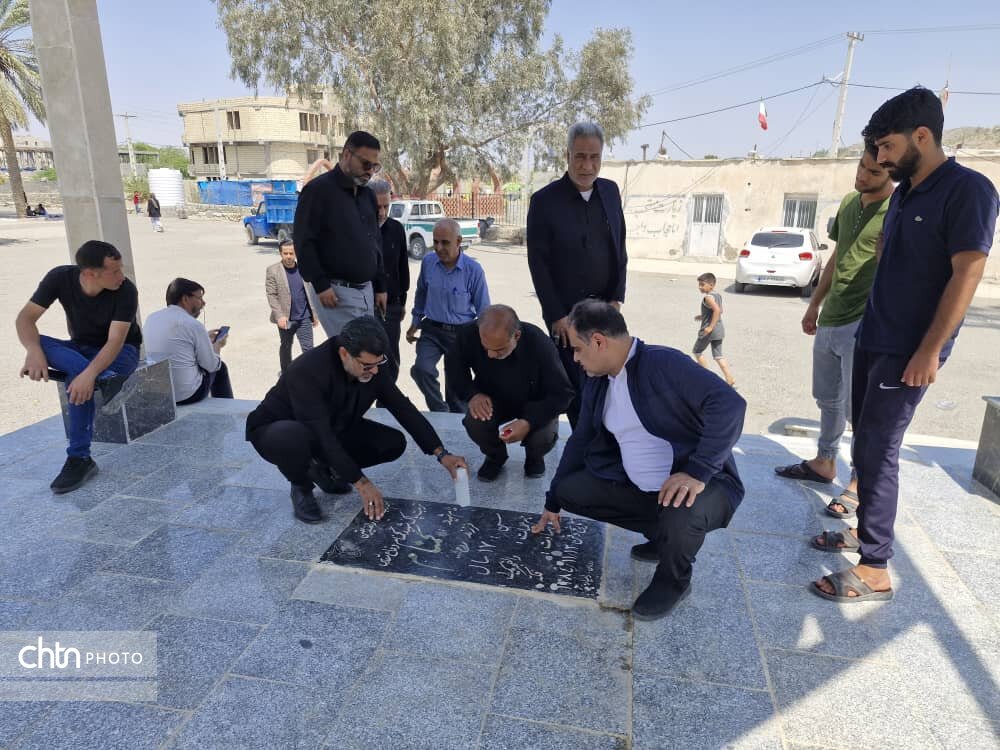 بازدید دبیر ستاد اجرایی خدمات سفر از امامزاده سید سلطان محمد رودان/ واحدهای اقامتی در مجاورت امامزاده سید سلطان محمد ساماندهی میشوند