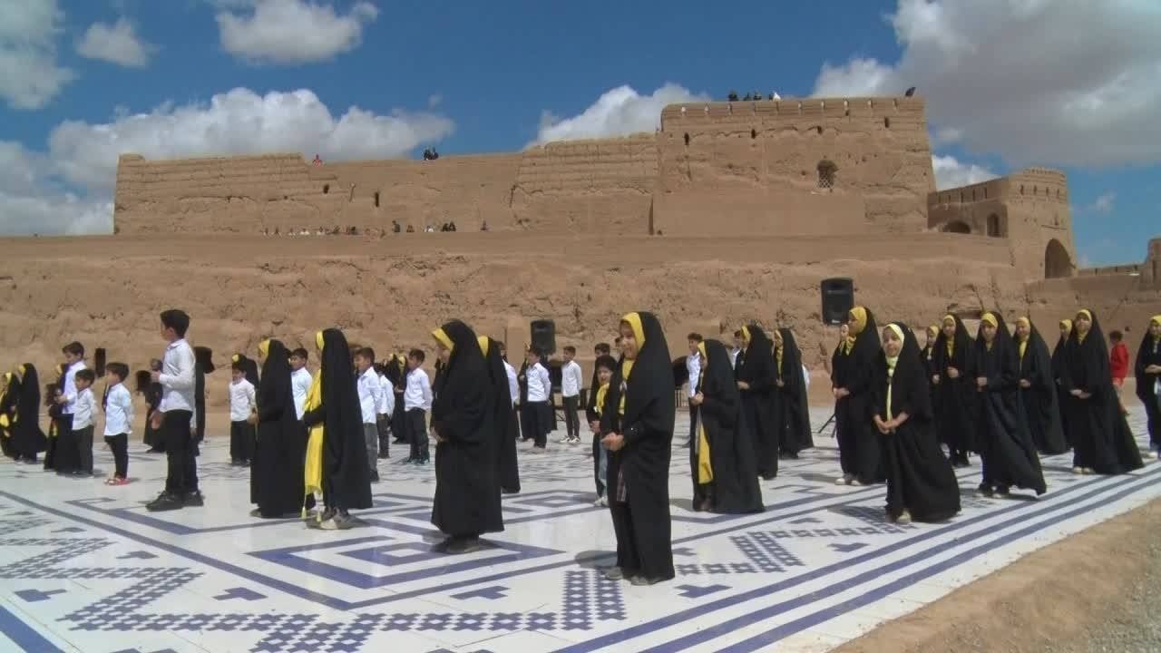 اجرای طرح نوروز علوی در اماکن تاریخی و تفرجگاههای میبد