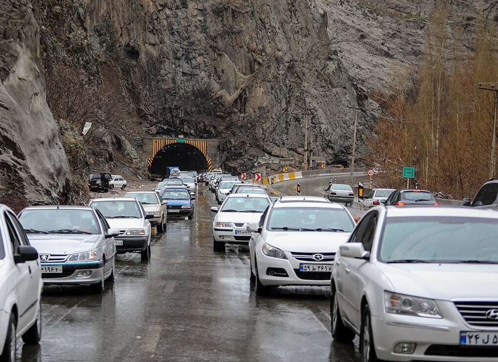 ترافیک در جاده‌های مازندران سنگین است