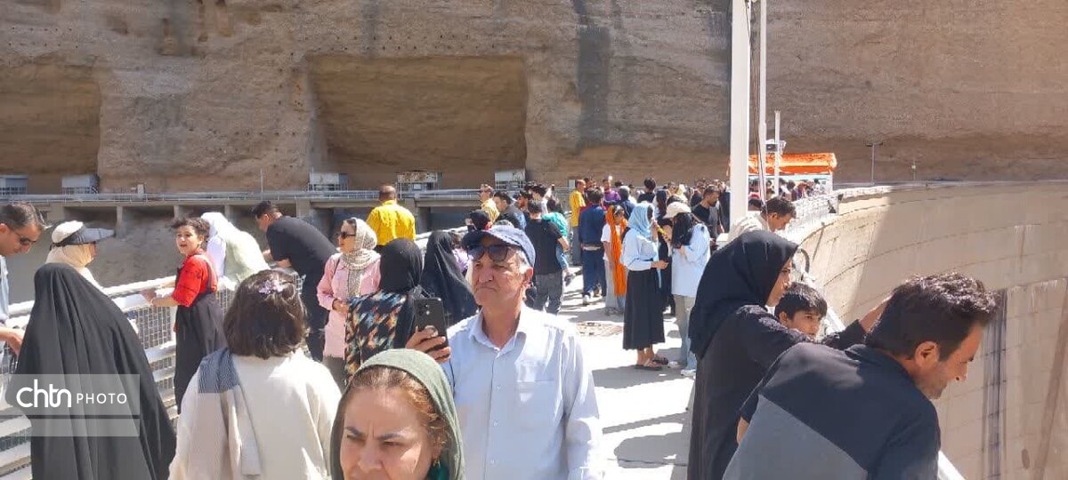 بازدید بیش از ۸۱ هزار گردشگر نوروزی از سد و نیروگاه دز اندیمشک