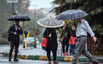 بارش باران در اغلب مناطق کشور ادامه دارد/ از فردا در نوار شمالی کشور شاهد کاهش دما تا ۵ درجه خواهیم بود