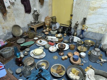 بازدید معاون سیاسی استاندار خراسان جنوبی از موزه در حال تأسیس کارشک