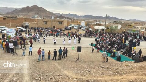 جشن‌های نوروزی به تقویت هویت فرهنگی ما کمک می‌کند