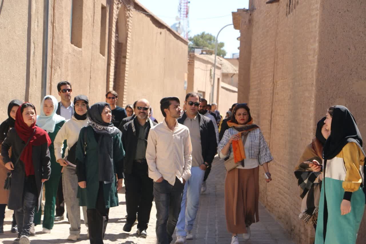 استفاده از ظرفیت دانشجویان خارجی برای توسعه گردشگری/ از بلخ تا بامیان برای گسترش گردشگری خارجی