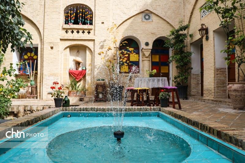 سرابی پر آب در خانه تاریخی سرابی