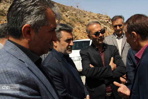 بازدید رئیس سازمان برنامه وبودجه استان از پروژهای گردشگری