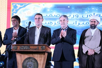 حضور معاون توسعه مدیریت و منابع وزارت میراث فرهنگی در روز بزرگداشت فسا