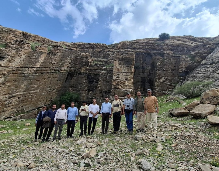 کشف معادن هخامنشی در آبدانان/ معمای تأمین سنگهای کاخ داریوش در آستانه حل شدن