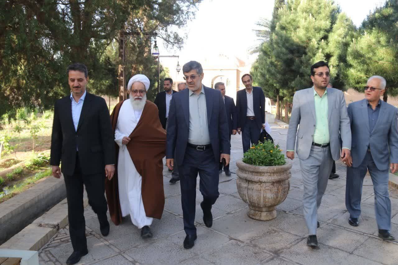 بررسی طرح سند راهبردی حریم و پهنه تاریخی باغ جهانی دولتآباد