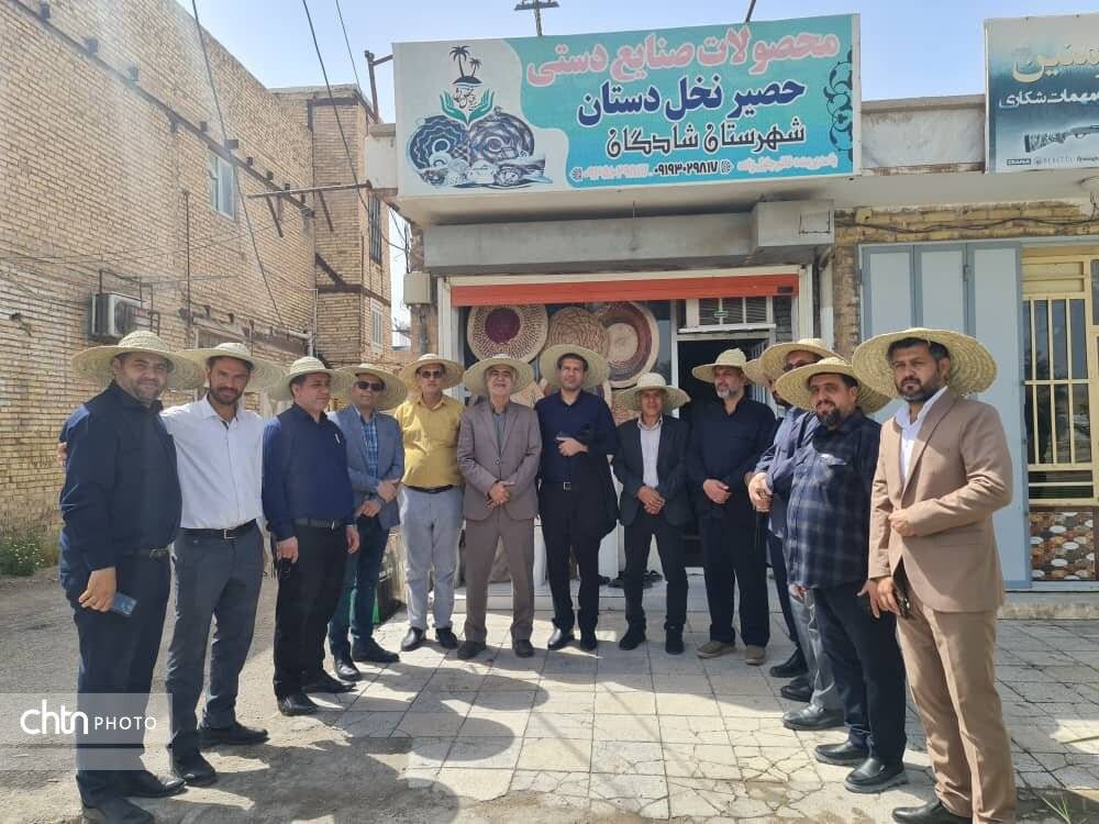 لزوم تقویت شاخصها برای ملی شدن شهر شادگان در حصیربافی