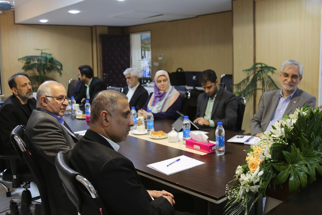 توسعه گردشگری با تکیه بر فرهنگ و هویت ایرانی