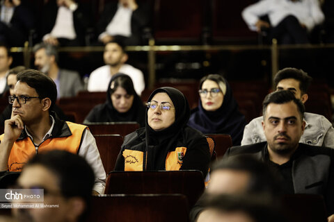 تخلیل از خادمین ستاد سفر استان اصفهان